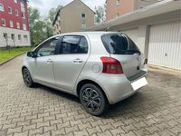 gebraucht Toyota Yaris 1.3 Benzin *Klima*TÜV*