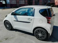 Gebraucht Toyota iQ 68 PS (50 kW) 2009 Weiß Kleinwagen