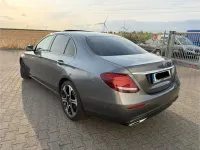 Gebraucht Mercedes E220 Night 194 PS (142 kW) 2018 Grau Limousine