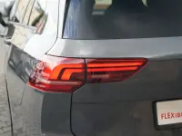 Gebraucht VW Golf VIII R-line 150 PS (110 kW) 2022 Schwarz Kombi