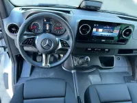 Second-hand Mercedes Sprinter 170 CP (125 kW) 2026 Alb Van