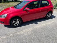 Gebraucht VW Golf VI 80 PS (58 kW) 2009 Rot Kleinwagen