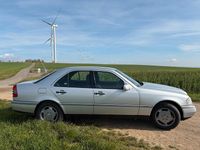 Gebraucht Mercedes C220 Elegance 150 PS (110 kW) 1995 Silber Limousine