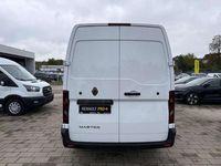 Neu Renault Master 150 PS (110 kW) 2025 Mineralweiã Van
