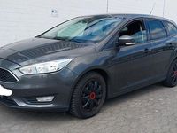 Gebraucht Ford Focus Business Edition 150 PS (110 kW) 2015 Grau Kombi