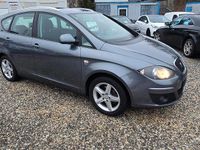 Gebraucht Seat Altea Style 125 PS (91 kW) 2012 Grau Van / Kleinbus