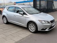 Second-hand Seat Leon Style 110 CP (80 kW) 2015 Argintiu Berlinǎ