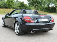 Gebraucht Mercedes SLK350 305 PS (224 kW) 2010 Schwarz Cabrio