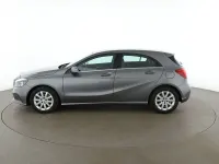 Gebraucht Mercedes A180 Style 122 PS (89 kW) 2016 Grau Kleinwagen