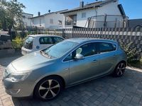 Brugt Opel Astra 140 HK (102 kW) 2012 Grå Sedan