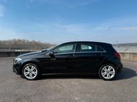 Gebraucht Mercedes A200 136 PS (100 kW) 2017 Schwarz Kleinwagen