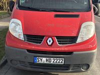 Gebraucht Renault Trafic 114 PS (83 kW) 2009 Rot Van / Kleinbus