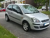 Gebraucht Ford Fiesta Ambiente 60 PS (44 kW) 2007 Silber Kleinwagen
