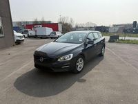 Gebraucht Volvo V60 120 PS (88 kW) 2018 Grau Kombi