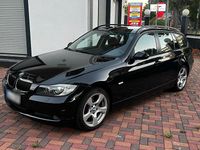 Gebraucht BMW 320 177 PS (130 kW) 2007 Schwarz Kombi