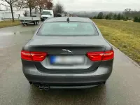 Gebraucht Jaguar XE 179 PS (131 kW) 2017 Grau Limousine
