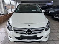 Gebraucht Mercedes B200 136 PS (100 kW) 2017 Calcitweiss/zirrusweiss Van / Kleinbus