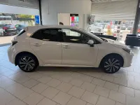 Gebraucht Toyota Corolla Hybrid 98 PS (72 kW) 2022 Weiß Limousine