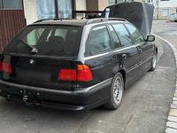Gebraucht BMW 540 286 PS (210 kW) 1999 Schwarz Kombi