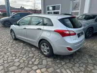 Gebraucht Hyundai i30 Classic 90 PS (66 kW) 2015 Silber Kombi