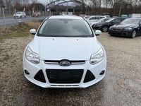 Gebraucht Ford Focus Titanium 150 PS (110 kW) 2013 Weiß Kombi