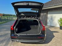 Gebraucht Volvo V60 455 PS (334 kW) 2022 Schwarz Kombi