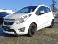 Używany Chevrolet Spark LT 82 KM (60 kW) 2012 Biały Hatchback