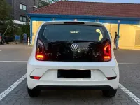 Gebraucht VW up! 75 PS (55 kW) 2018 Weiß Kleinwagen