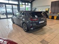 Neu Kia Ceed 140 PS (102 kW) 2025 Pentametal metallic Kleinwagen