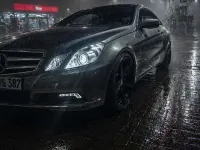 Gebraucht Mercedes E500 388 PS (285 kW) 2010 Bronze Coupé