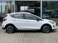 Usata Ford Fiesta Active 101 CV (74 kW) 2018 Bianco Utilitaria