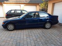 Second-hand BMW 318 140 CP (102 kW) 1995 Albastru Coupe