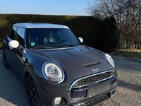 Usado Mini Metropolitan 170 HP (125 kW) 2015 Cinzento Citadino