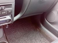 Gebraucht Toyota Yaris 65 PS (47 kW) 2003 Blau Kleinwagen