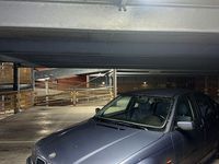 Gebraucht BMW 320 136 PS (100 kW) 1999 Grau Limousine