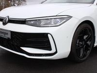 Gebraucht VW Passat R-line 193 PS (141 kW) 2024 Pure white Kombi