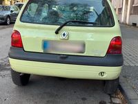 Second-hand Renault Twingo 58 CP (42 kW) 2005 Verde Hatchback