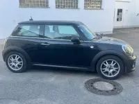 Gebraucht Mini Cooper 122 PS (89 kW) 2013 Schwarz Kleinwagen