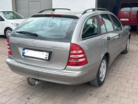 Gebraucht Mercedes C180 143 PS (105 kW) 2007 Grau Kombi