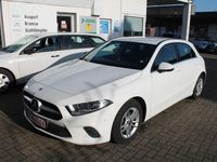 Gebraucht Mercedes A180 136 PS (100 kW) 2019 Weiß Limousine