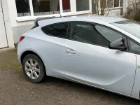 Gebraucht Opel Astra GTC 140 PS (102 kW) 2013 Grau Coupé