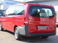 Gebraucht Mercedes Vito 114 PS (83 kW) 2016 Rot Van