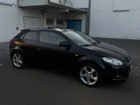 Gebraucht Kia Ceed Spirit 125 PS (91 kW) 2009 Schwarz Kleinwagen