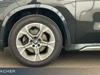 Gebraucht BMW X1 xLine 136 PS (100 kW) 2023 Saphirschwarz metallic SUV