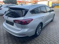Używany Ford Focus 116 KM (85 kW) 2023 Srebrny Kombi