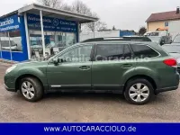Gebraucht Subaru Outback Trend 167 PS (122 kW) 2012 Grün Kombi