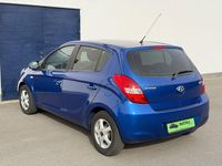 Gebraucht Hyundai i20 Edition 90 PS (66 kW) 2012 Blau Kleinwagen
