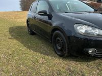 Gebraucht VW Golf VI 105 PS (77 kW) 2011 Schwarz Kleinwagen