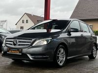 gebraucht Mercedes B180 AMBIENTE/NAVI/KOMFORTSITZE/AHK/SHZ