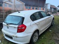 Gebraucht BMW 316 122 PS (89 kW) 2010 Weiß Limousine